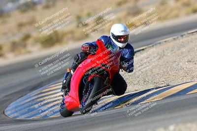 media/Jan-09-2022-SoCal Trackdays (Sun) [[2b1fec8404]]/Turn 11 (935am)/